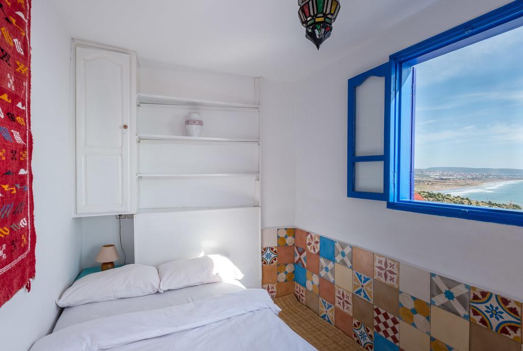Sundesk Coworking And B&B Тагазут Екстер'єр фото