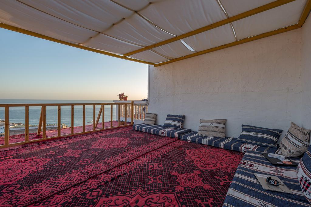 Sundesk Coworking And B&B Тагазут Екстер'єр фото